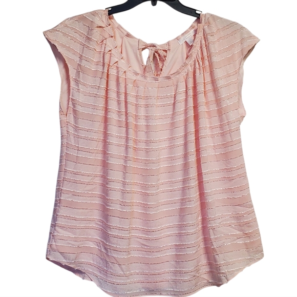 LC Lauren Conrad Tops - LC Lauren ConradWomen's Pink Textured Blouse SizeL